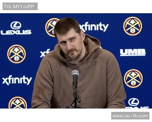 约基奇在亚当斯防守下表现低迷15分钟内仅得6分3助正负值惨淡13